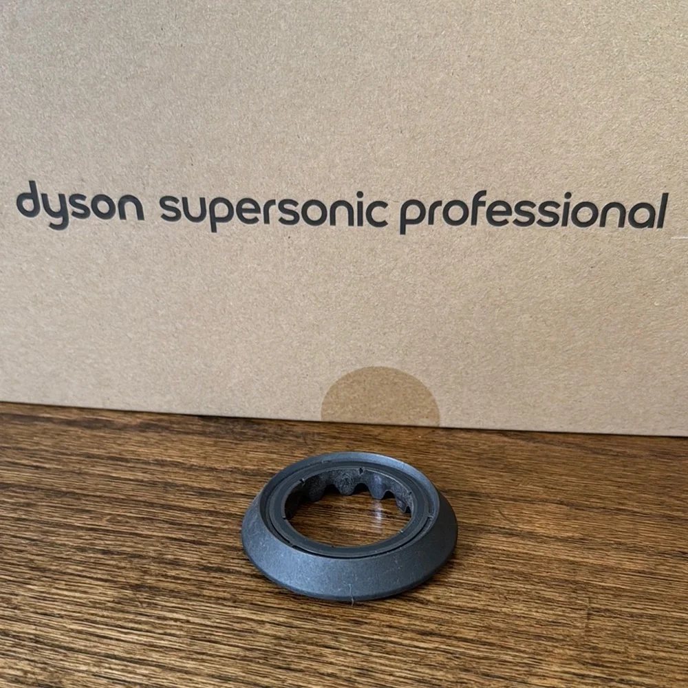 Dyson Supersonic Professional Gentle Air attachment